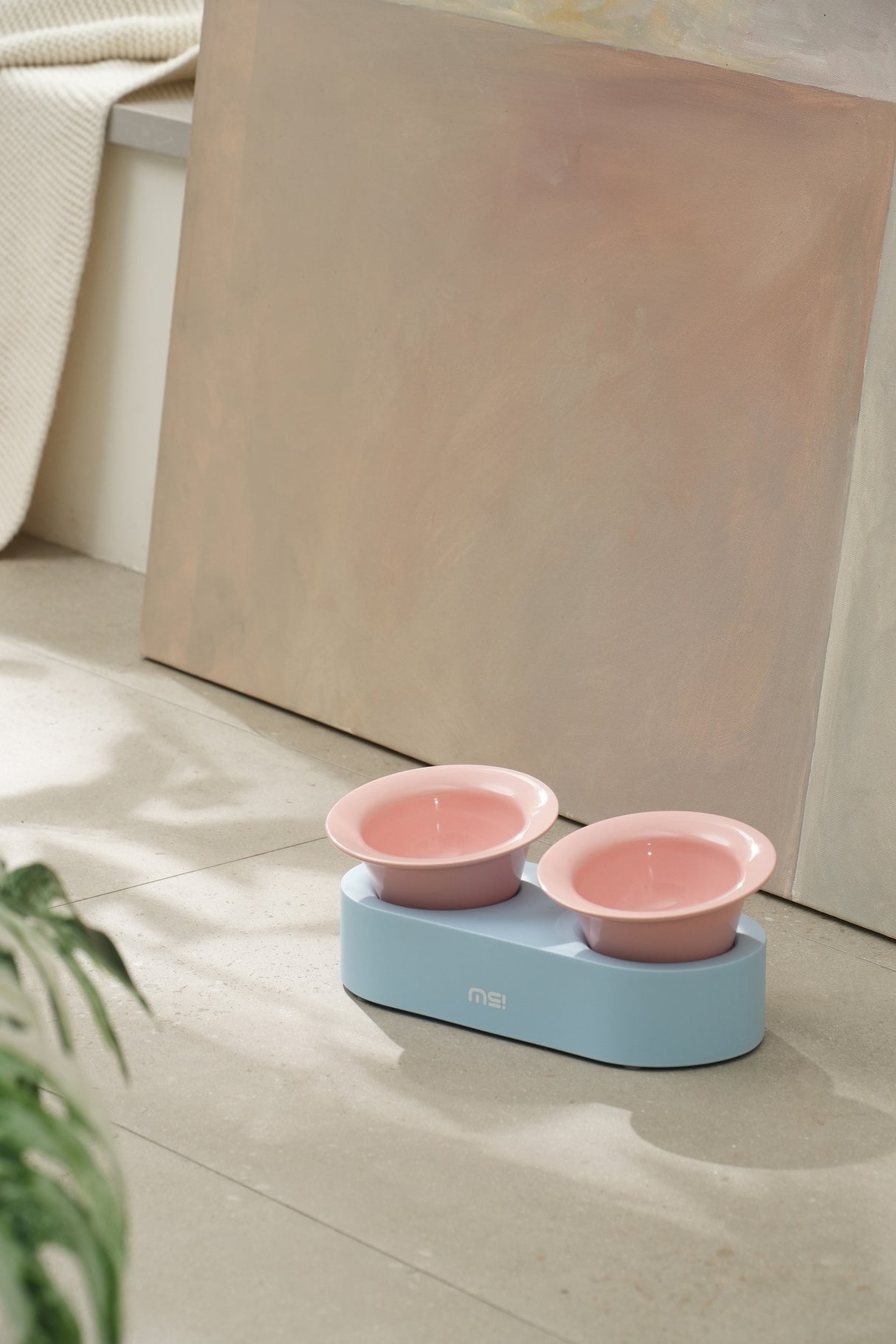 Keramische katten voer- en drinkbak - verhoogd ontwerp - lichtblauw en roze - SpirePets