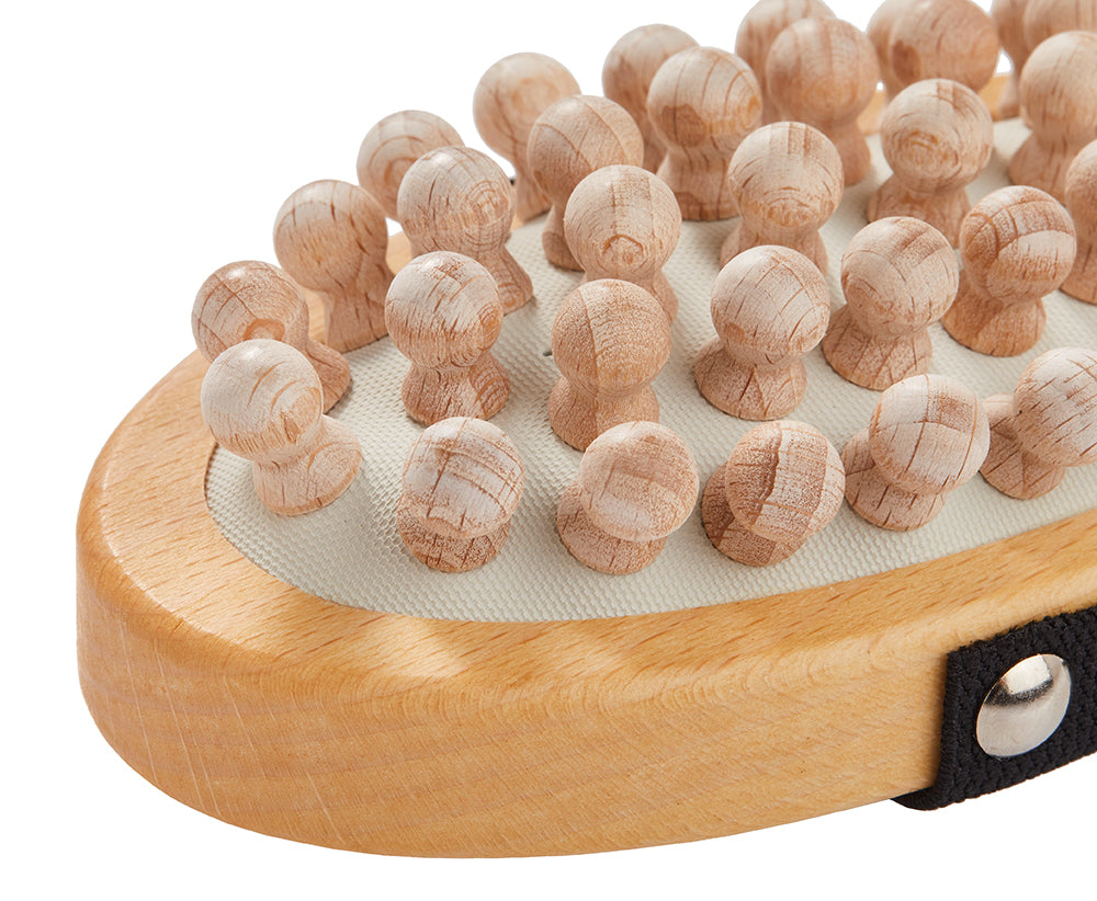 Hundemassagebürste aus Buchenholz